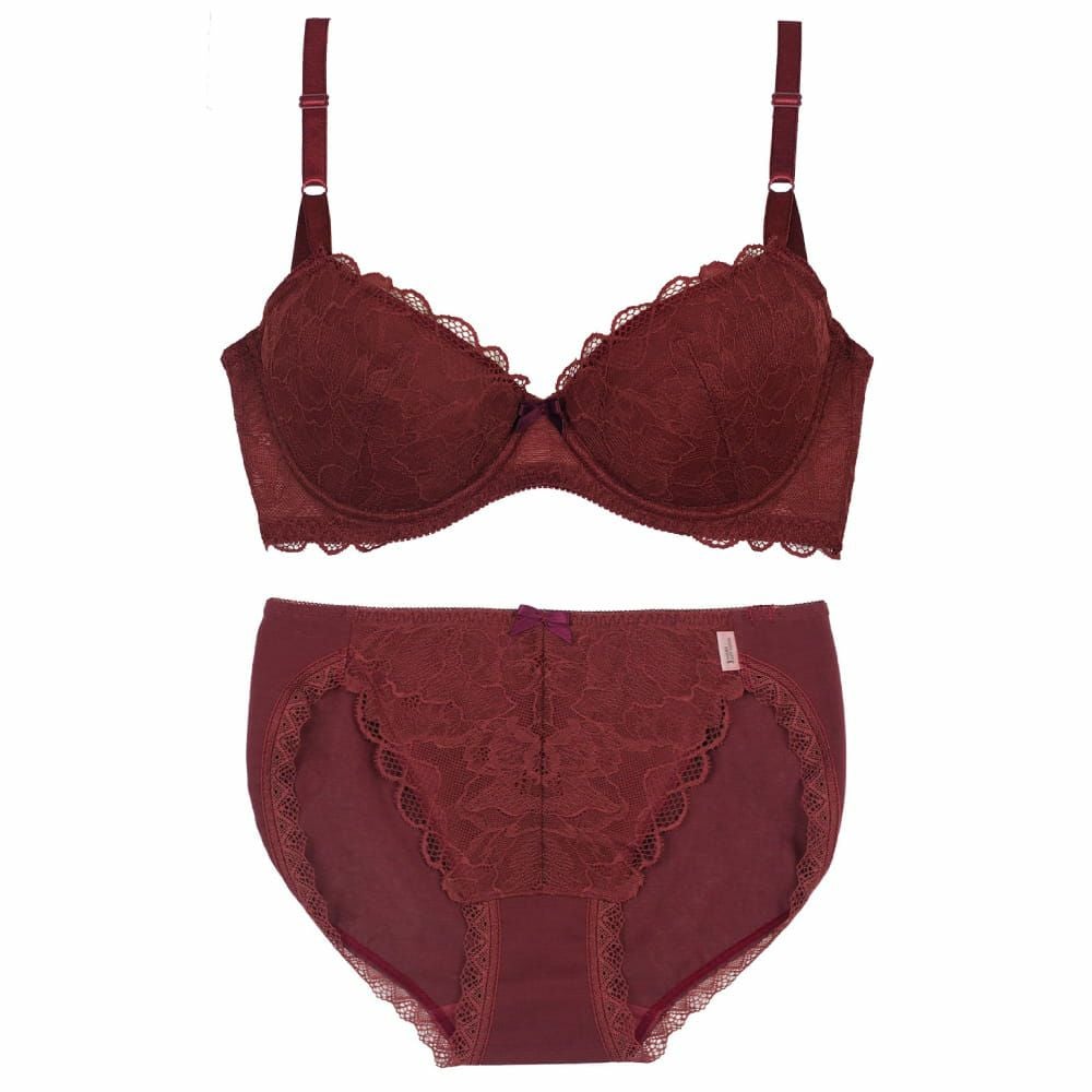 ふわっと軽い着け心地！育乳ブラ sarah collection ふわっときゅんブラ