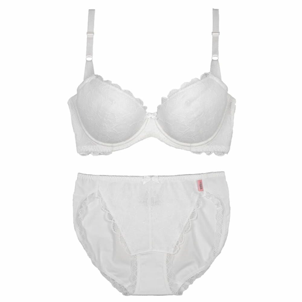 ふわっと軽い着け心地！育乳ブラ sarah collection ふわっときゅんブラ
